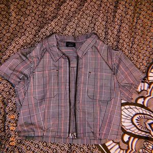 Cropped,shortsleeved shirt